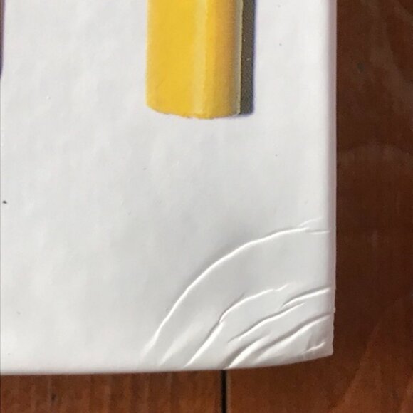 Bobbie Brown Makeup Manual Hardcover - Picture 5 of 5